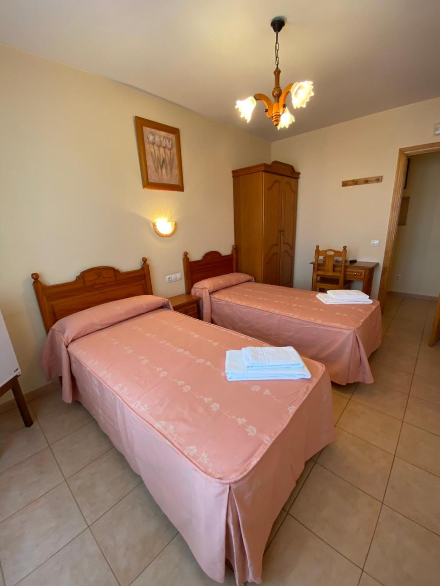 Hostal Jose Mari Сьюдад-Родріго Екстер'єр фото